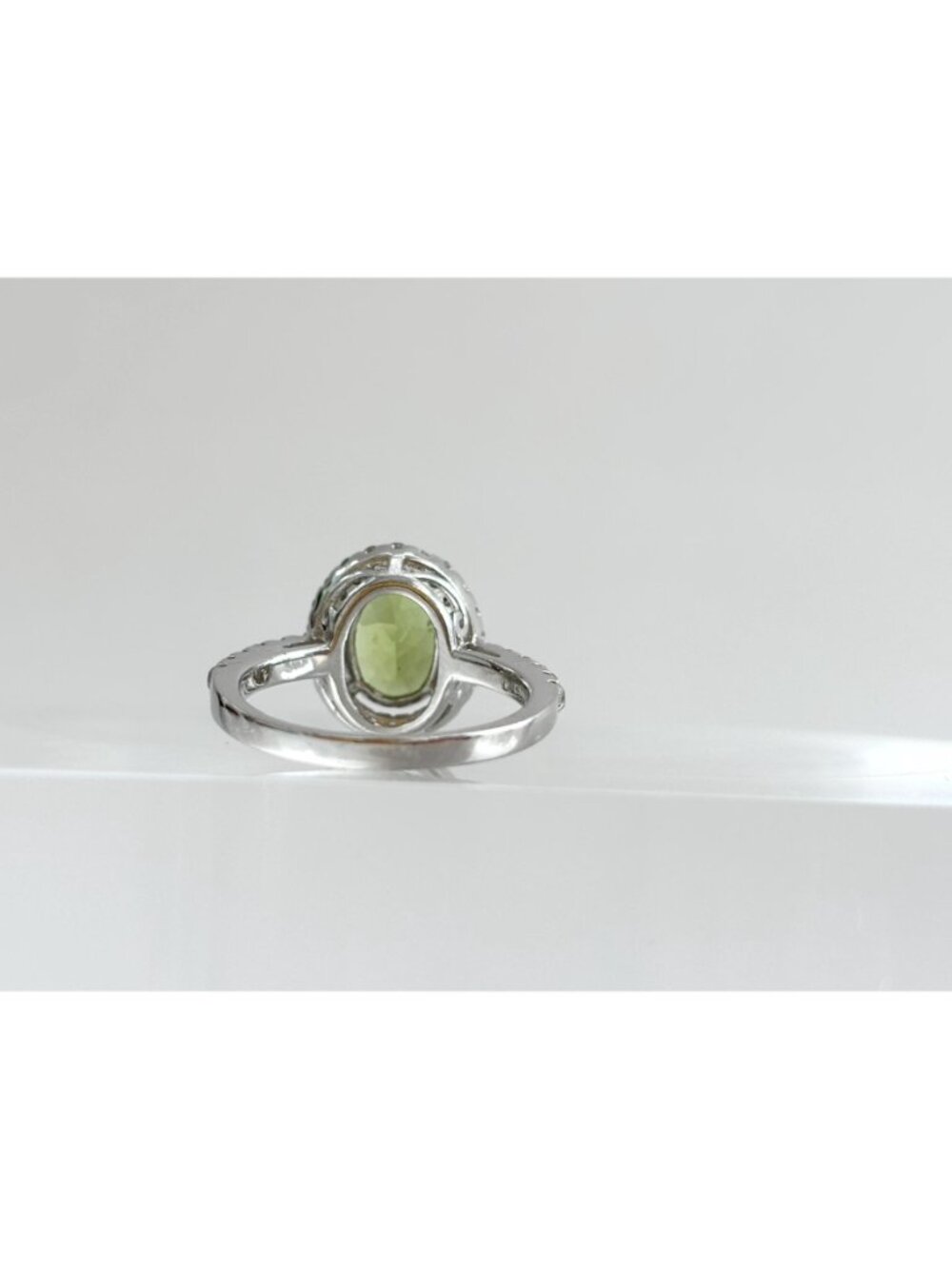 Peridot Gemstone Halo CZ Lined Sterling Silver 925 Vintage Ring - sz 7.25 - Picture 4 of 16